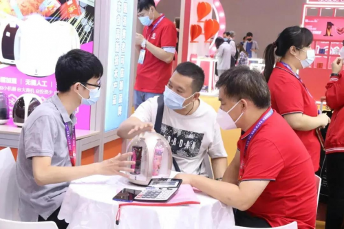 優(yōu)趣生活&趣愛閣誠(chéng)邀您參加2020酒店用品行業(yè)盛會(huì)(圖6) 優(yōu)趣生活&趣愛閣誠(chéng)邀您參加2020酒店用品行業(yè)盛會(huì)(圖6)